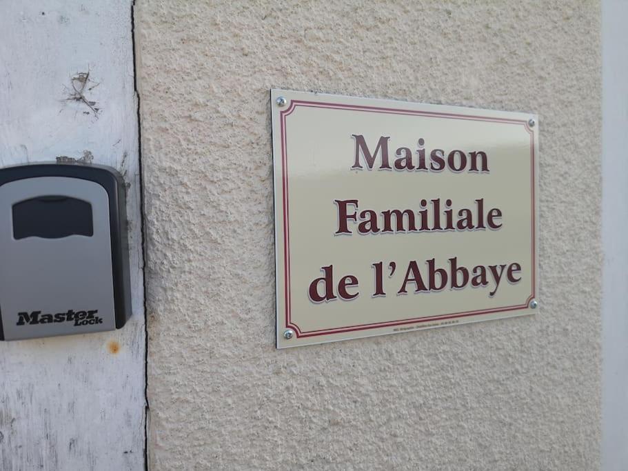 Maison Familiale De L Abbaye Clairvaux Eksteriør billede